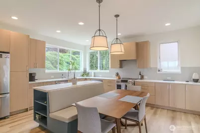 3625 13th Avenue W, Seattle, WA 98119 - Photo 12