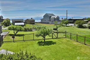 5822 Mutiny Bay Rd, Freeland, WA 98249 - Photo 24