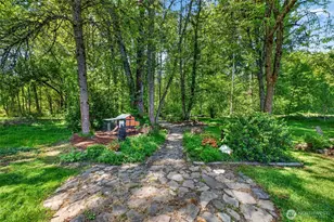 10612 Waller Rd E, Tacoma, WA 98446 - Photo 14