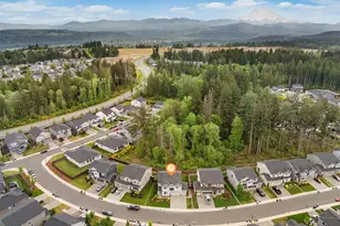17525 Crossing Dr E, Puyallup, WA 98374 - Photo 40