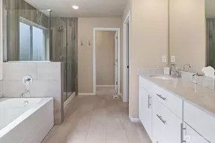 17525 Crossing Dr E, Puyallup, WA 98374 - Photo 24