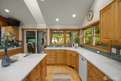 3718 S 334th Street, Federal Way, WA 98001 - Photo 12