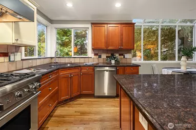 1308 233rd Avenue SE, Sammamish, WA 98075 - Photo 12