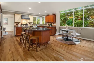 1308 233rd Avenue SE, Sammamish, WA 98075 - Photo 14