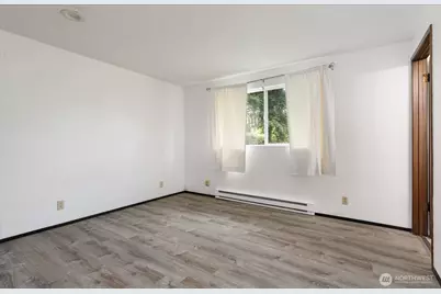 2642 Olympic Drive, Oak Harbor, WA 98277 - Photo 12