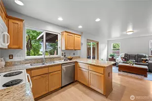 20108 44th Dr NE, Arlington, WA 98223 - Photo 14