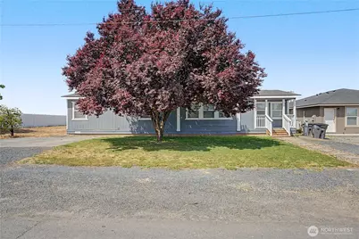 723 S Jackson Street, Warden, WA 98857 - Photo 2