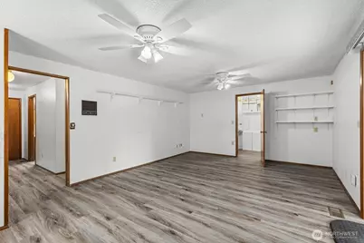 8011 188th Avenue SW, Rochester, WA 98579 - Photo 10
