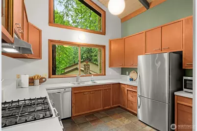 7351 216th Avenue NE, Redmond, WA 98053 - Photo 12