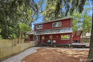 15749 Wallingford Ave N, Shoreline, WA 98133 - Photo 2