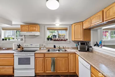 1536 Pennsylvania Avenue, Bremerton, WA 98337 - Photo 16