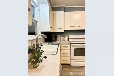 1536 Pennsylvania Avenue, Bremerton, WA 98337 - Photo 2