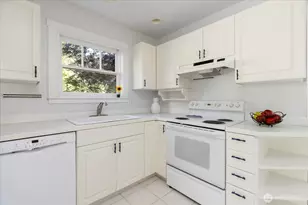 321 Windantide Pl, Freeland, WA 98249 - Photo 18