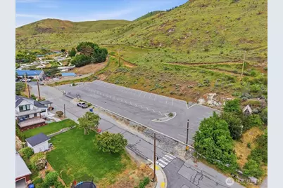 1350 W Woodin #F-3, Chelan, WA 98816 - Photo 40