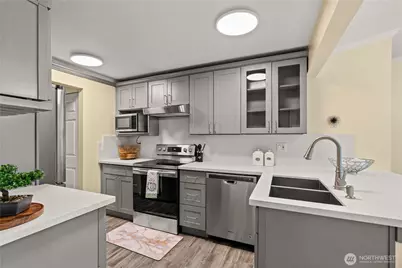 12618 100th Lane NE #J248, Kirkland, WA 98034 - Photo 14