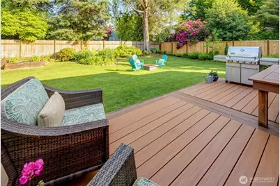 8232 39th Avenue NE, Seattle, WA 98115 - Photo 24