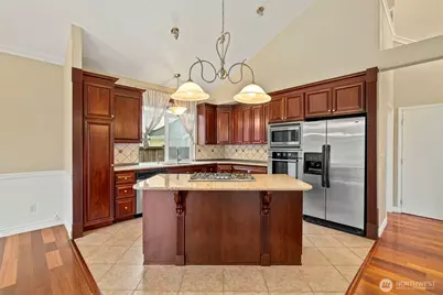 515 Corrin Avenue NW, Orting, WA 98360 - Photo 10
