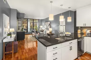 2716 Elliott, Seattle, WA 98121 - Photo 2
