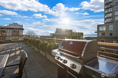 2716 Elliott #402, Seattle, WA 98121 - Photo 28