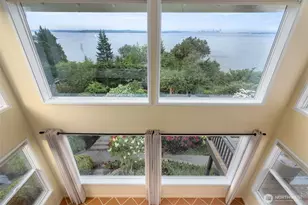 10879 Bill Point Cir NE, Bainbridge Island, WA 98110 - Photo 14