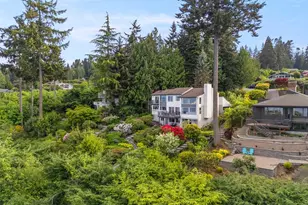 10879 Bill Point Cir NE, Bainbridge Island, WA 98110 - Photo 38