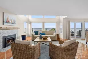 10879 Bill Point Cir NE, Bainbridge Island, WA 98110 - Photo 10
