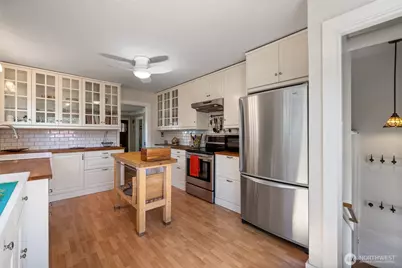 1406 N 11th Street, Tacoma, WA 98403 - Photo 10