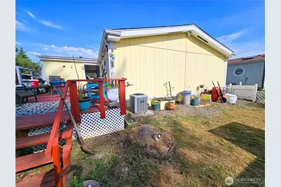13802 18th Avenue Ct E #132, Tacoma, WA 98445 - Photo 4