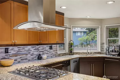 5701 137th Place SE, Bellevue, WA 98006 - Photo 8
