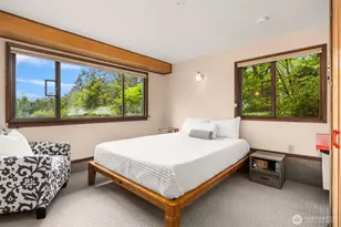 14517 Henderson Rd NE, Bainbridge Island, WA 98110 - Photo 24