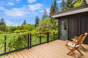 14517 Henderson Rd NE, Bainbridge Island, WA 98110 - Photo 18
