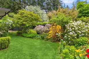 14517 Henderson Rd NE, Bainbridge Island, WA 98110 - Photo 30