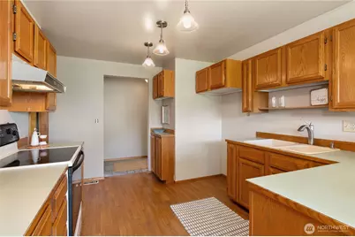 18390 E State Rt 3, Allyn, WA 98524 - Photo 22
