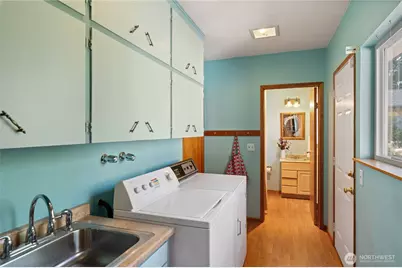 18390 E State Rt 3, Allyn, WA 98524 - Photo 36