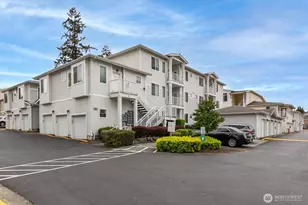 14915 38th Dr SE, Bothell, WA 98012 - Photo 2