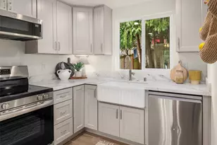 12517 22nd Ave NE, Seattle, WA 98125 - Photo 6