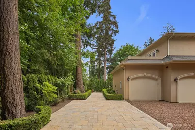 2010 222nd Avenue SE, Sammamish, WA 98075 - Photo 38
