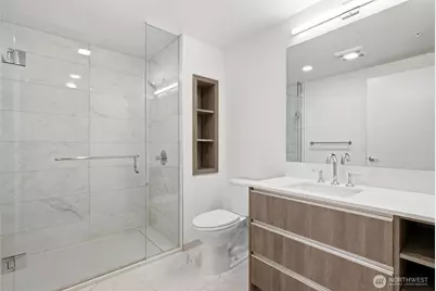 800 Columbia Street #702, Seattle, WA 98104 - Photo 4