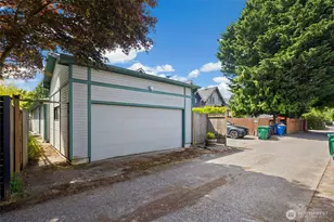 520 N 79th St, Seattle, WA 98103 - Photo 26