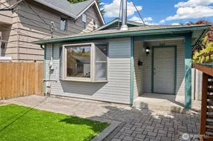 520 N 79th St, Seattle, WA 98103 - Photo 6