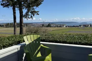 1387 Scenic Heights Rd, Oak Harbor, WA 98277 - Photo 6