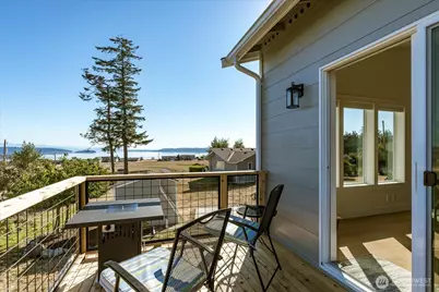 1387 Scenic Heights Road, Oak Harbor, WA 98277 - Photo 36