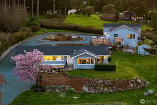 1387 Scenic Heights Rd, Oak Harbor, WA 98277 - Photo 2