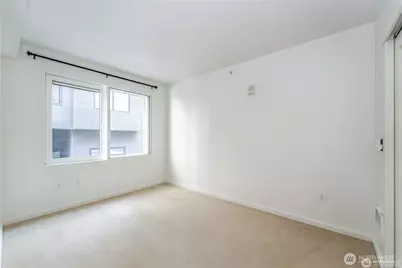 81 Clay Street #526, Seattle, WA 98121 - Photo 8