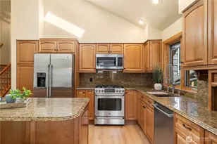 22329 SE 244th Pl, Maple Valley, WA 98038 - Photo 8