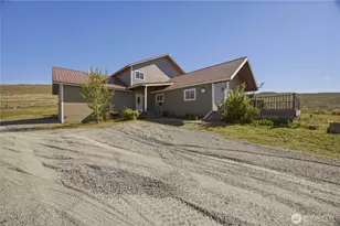 552 Bill Shaw Rd, Pateros, WA 98846 - Photo 2