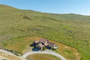 552 Bill Shaw Rd, Pateros, WA 98846 - Photo 1
