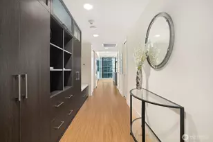 820 Blanchard St, Seattle, WA 98121 - Photo 2