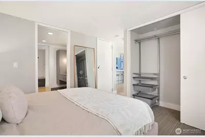 820 Blanchard Street #910, Seattle, WA 98121 - Photo 14