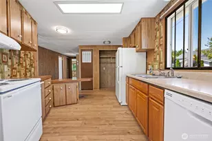 1210 35th St, Seaview, WA 98644 - Photo 20